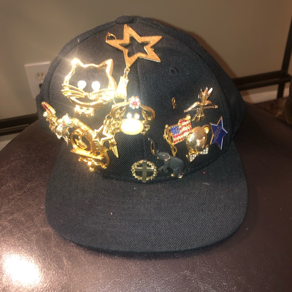 Baseball Cap With Pendants